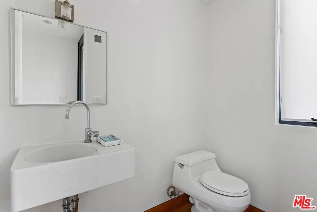 7 Vicente Terrace, Santa Monica, California 90401 home-pic-29